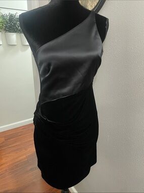giorgio armani women's gray sleeveless pleated dress $650 Giorgio Armani Women's Gray Sleeveless Pleated Dress Size IT 42 US 6